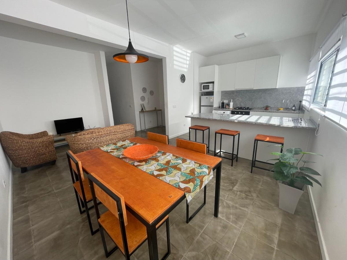 Tia Nita Apartamentos Mindelo Ngoại thất bức ảnh