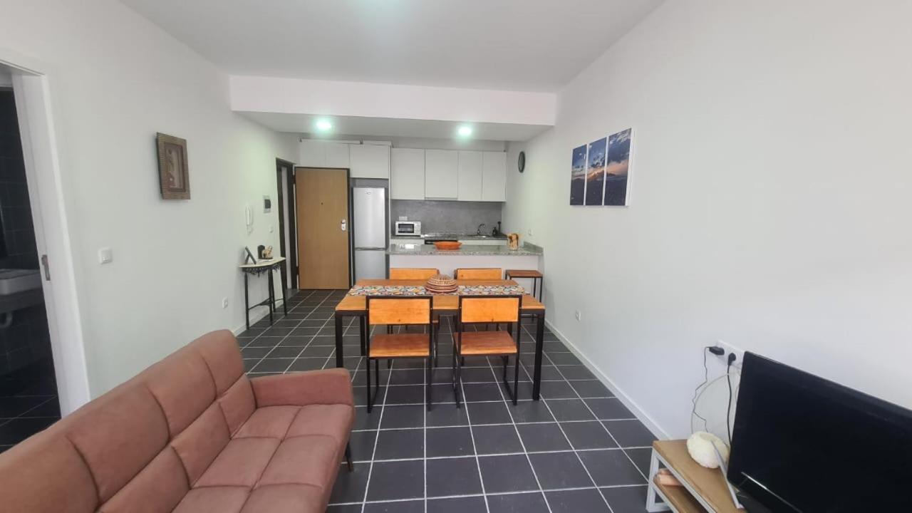 Tia Nita Apartamentos Mindelo Ngoại thất bức ảnh